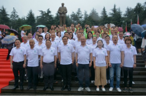 炎帝生物：缅怀伟人守初心 祥瑞相伴祈宏愿