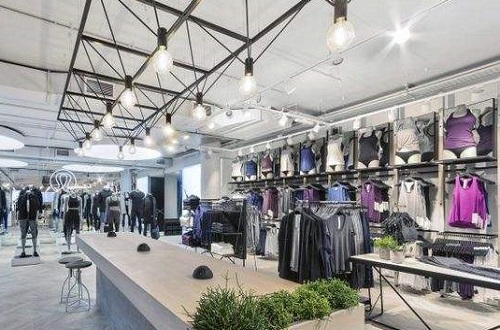 挑选瑜伽服需要注意什么，瑜伽服什么牌子的好