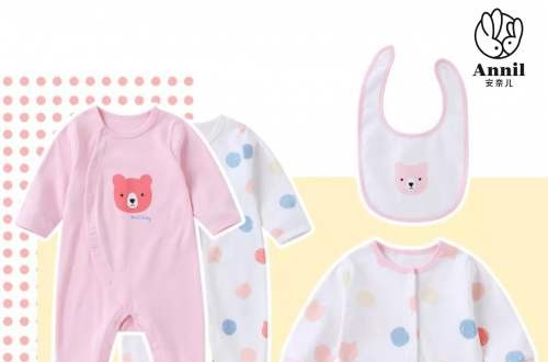 婴儿衣服品牌排行榜 哪个品牌的婴儿衣服质量更好？