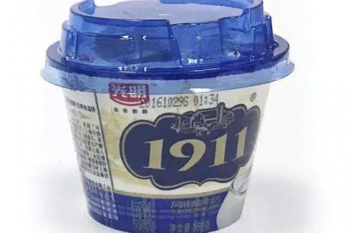 酸奶品牌光明乳业推老酸奶 配方单纯口感细腻受欢迎