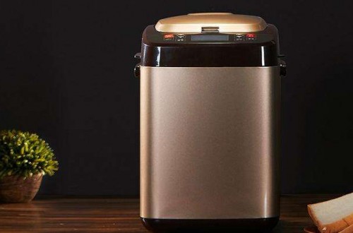 面包机什么品牌比较好，面包机的操作方法介绍